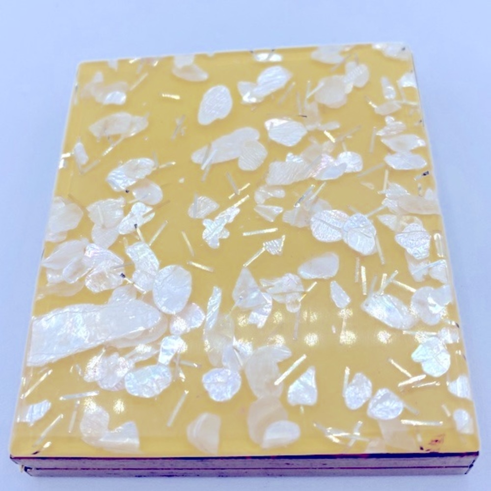 Vintage Antique Brass/ Lucite Mother Of Pearl Flakes And Gold Confetti Compact - Picture 1 of 6